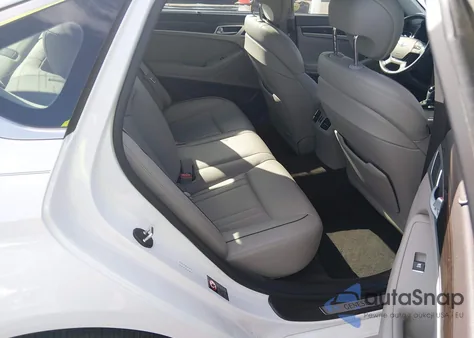 2016 Hyundai Genesis 3.8 из США, поврежденный, VIN KMHGN4JE6GU121745